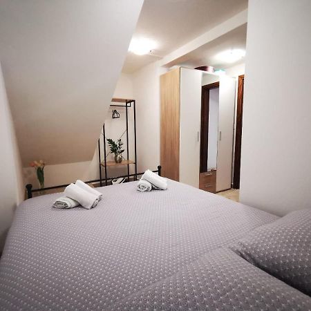 Апартаменты Apartman Ivo Новиград Экстерьер фото